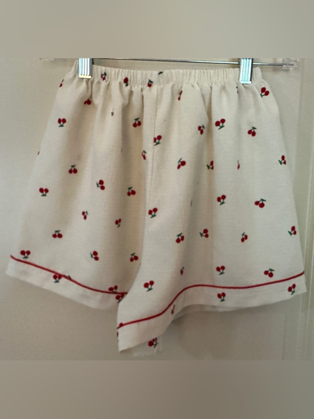 Creme Cherry Matching Set Pajamas Shorts Women's Sz Medium - Picture 7 of 12